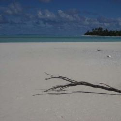 Aitutaki_honeymoon island2